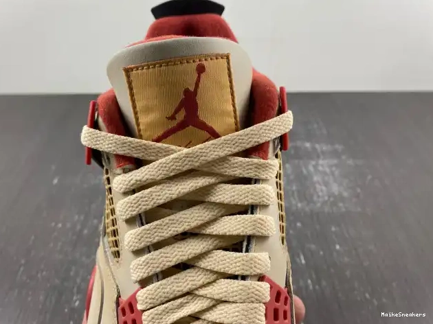MaikeSneakers YEAR